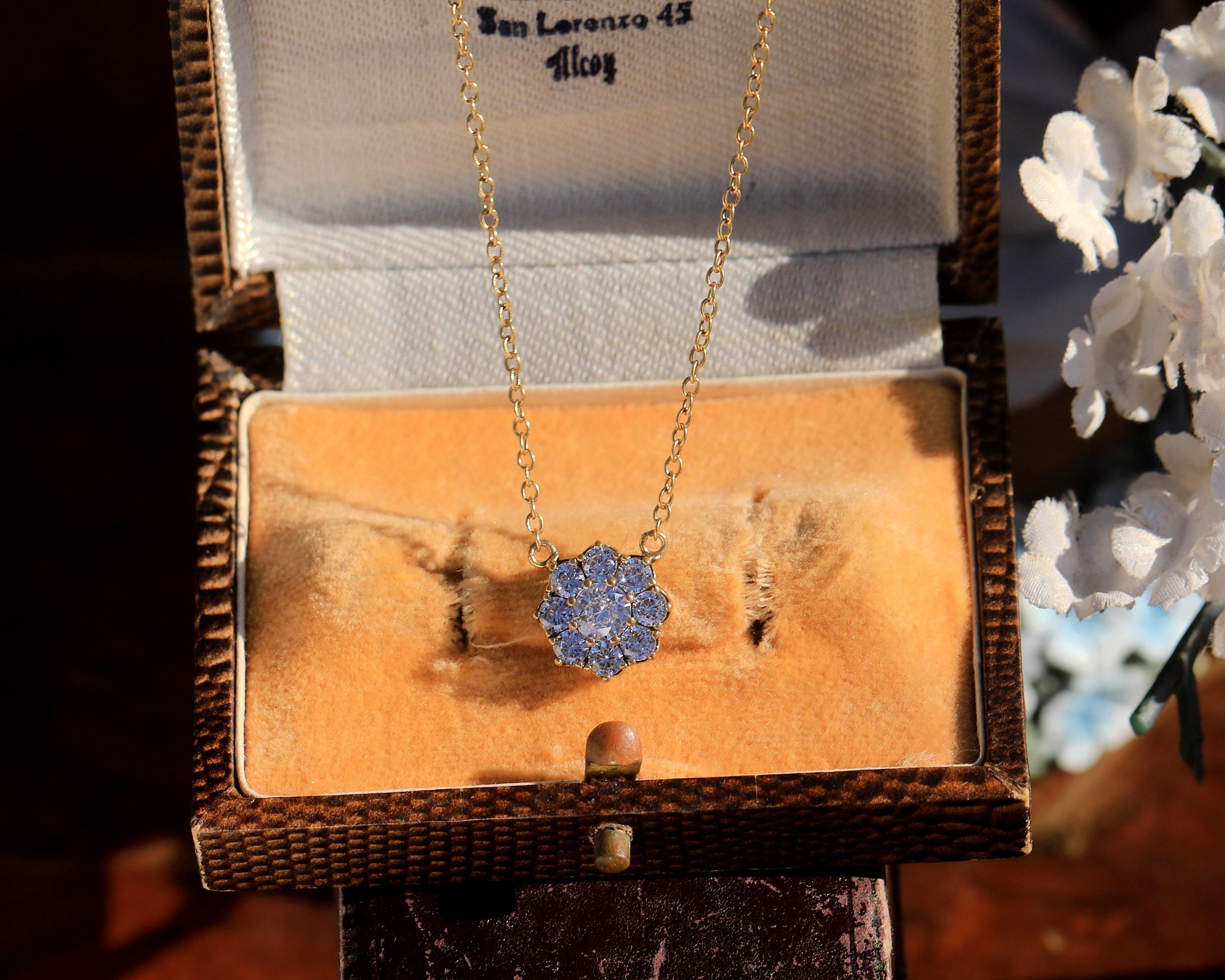 Collier Vintage Signé « Belle Paris » - Motif Fleurs - Occasion Bon État