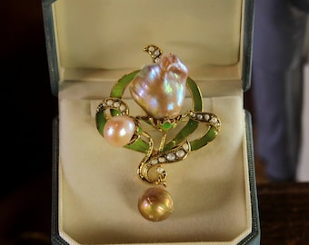 Superbe Broche Collier Pendentif Art Nouveau Branche de Fleur Feuille Email Vert Perle Culture Baroque Rose Mariage Vintage Style Plaqué Or