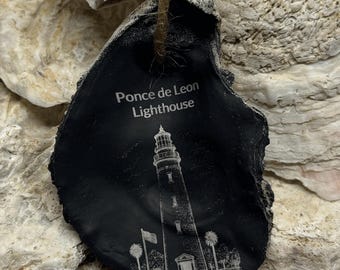 Lighthouse Oyster Shell Art Display Coastal Ornament Beach Decor Nautical Gift Cape Hatteras Lighthouse Decor Maritime Accessory Bathroom
