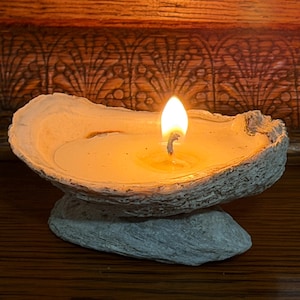 Oyster Shell Candle Coastal Decor Beach House Gift Idea Wedding Present Trinket Dish Jewelry Bowl Accessory Bathroom Decoration Nautical