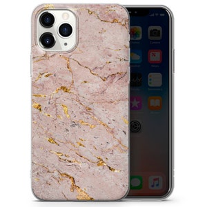 K&ouml;nnte beinhalten: Eine transparente Handyh&uuml;lle mit einem pinkfarbenen und goldenen Marmormuster. Die H&uuml;lle ist f&uuml;r ein iPhone konzipiert.