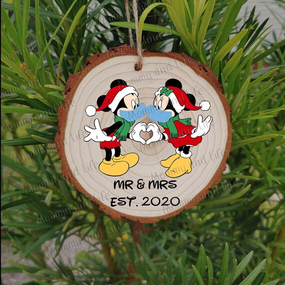 Mr And Mrs Mouse Freestanding Wooden Ornament With Floating Hearts New