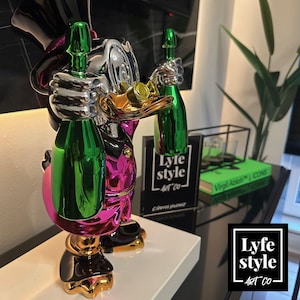 Custom Pink Money Duck (Sculpture) pop art gold statue alec monopoly inspired luxury decor cool home item bear media walll chrome