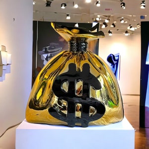 Scultura Gold Money Bag (Scultura) statua pop art Alec Monopoly ispirata all'orso cromato oro arte lusso