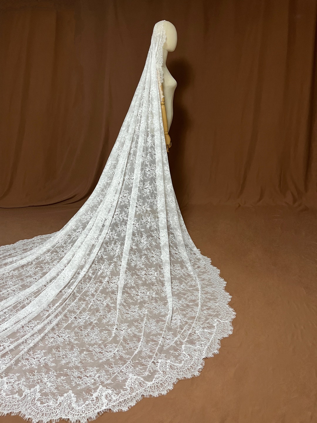 Vintage Bridal Veil,mantilla Veil,wedding Veil,floral Lace Veil