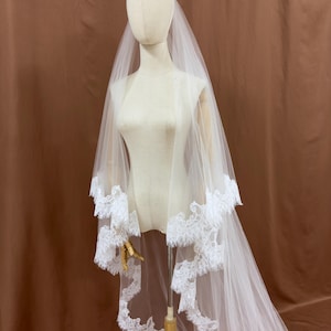 bridal lace trim veil, wedding veil, chapel length veil, blusher veil, two layers veil, drop veil, lace trim veil,