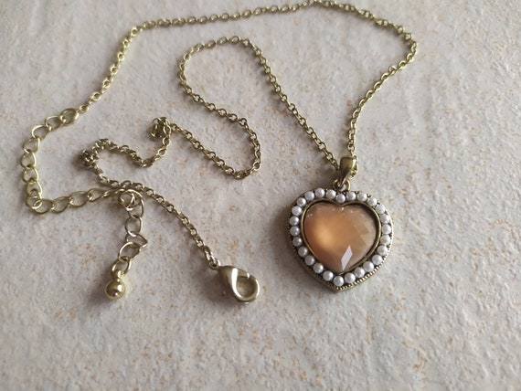 Lovely Pink Heart Necklace | Iridescent Heart Neck