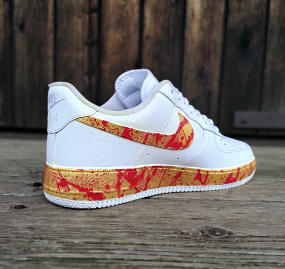 compuesto algun lado Agotar Nike Air Force 1 AF1 Bloody Gold Dibujos - Etsy España