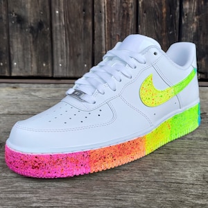 Nike Air Force 1 ( AF1 ) Multicolor / Bunt ( Cartoon - Drip - Logo - Eigenkreationen sind auch möglich )