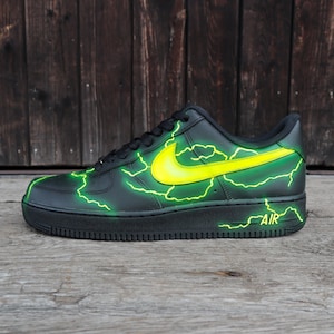 Nike Air Force 1 (AF1) "Yellow Lightning" (logo a goccia in stile cartoon - sono possibili anche creazioni personalizzate)