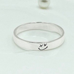 XX Smiley Face Ring • Louis Tomlinson Ring • Solo para valientes • One Direction Ring • Regalo perfecto para ella • Smiley Gold Ring • 925 SILVER