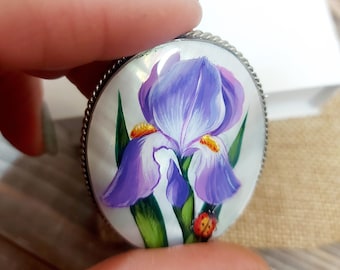 Hermoso broche/pin de nácar ruso "Iris" pintado a mano, miniatura, joyería de bellas artes rusas, regalo ruso para mujer.