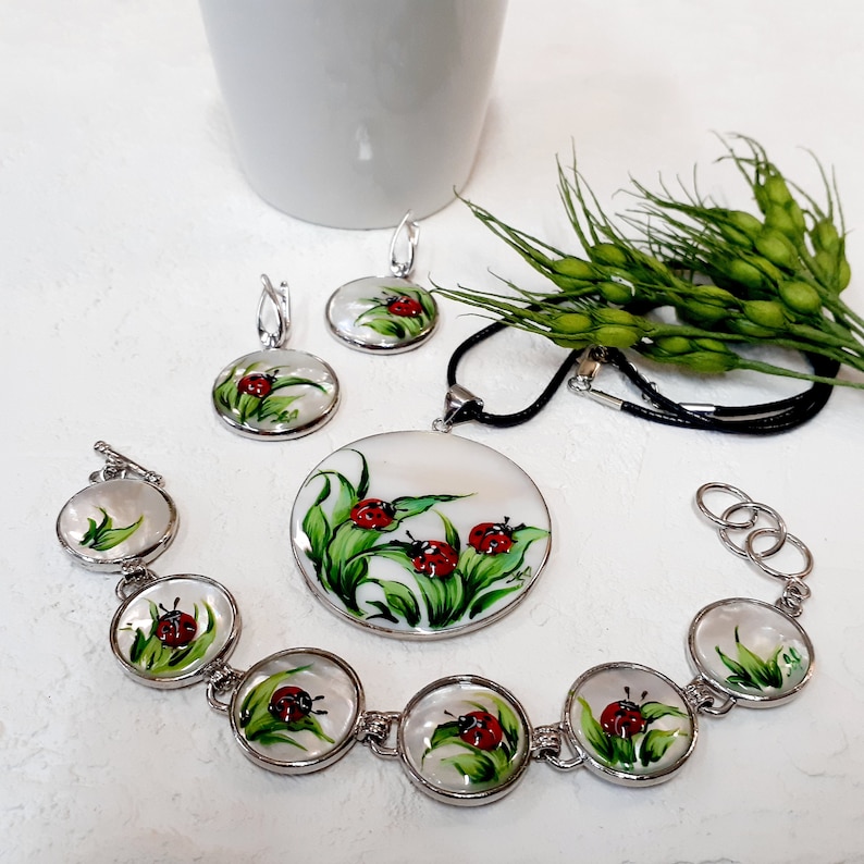 Mother of pearl Russian hand-painted MOP pendant Set of pearl pendant and earrings Ladybug Russian lacquar art.
