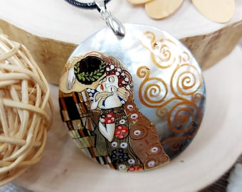 Gustav Klimt"Kiss". Mother-of-pearl Russian hand-painted necklace. Hand paint necklace pendant. Hand painted miniature painting