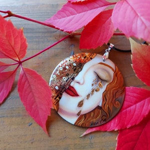 Hand Painted Necklace. Mother-of-pearl Russian hand-painted necklace pendant "Le lacrime di Freyja". Hand paint necklace pendant.