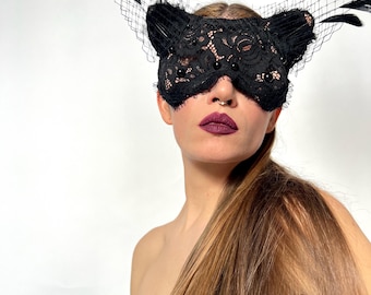Black Lace Cat Mask – Gothic Masquerade Costume, Halloween Accessory