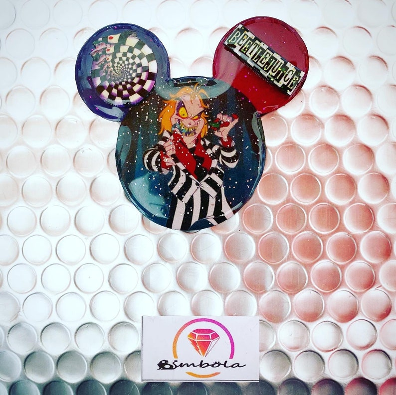 BeetleJuice grip for mobile phone