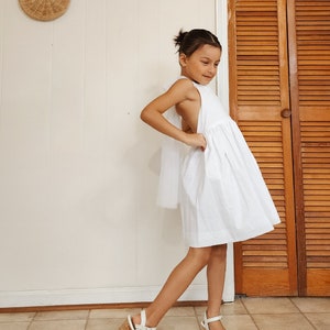 Vestido de niña de flores, vestido de marfil para niñas, vestido de niña de flores, vestido blanco para niñas, vestido de niña de flores blanco, vestido blanco de niño pequeño imagen 7