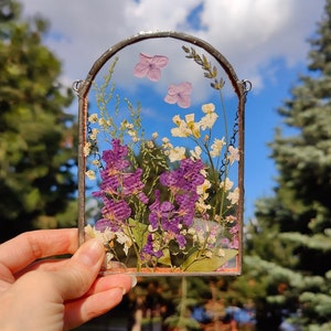 Suncatcher pressed flower art Dried flower art Pressed flower frame Herbarium frame Botanical dried pressed flower wall hanging Mothers day