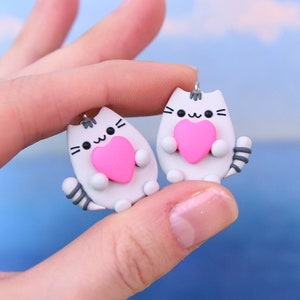 Cute Pusheen Cat Earrings, Cute Anniversary Gift, Pusheen With Heart Jewelry, Valentine Day Gift, Cute Gray Cat Earrings, Cat Earrings