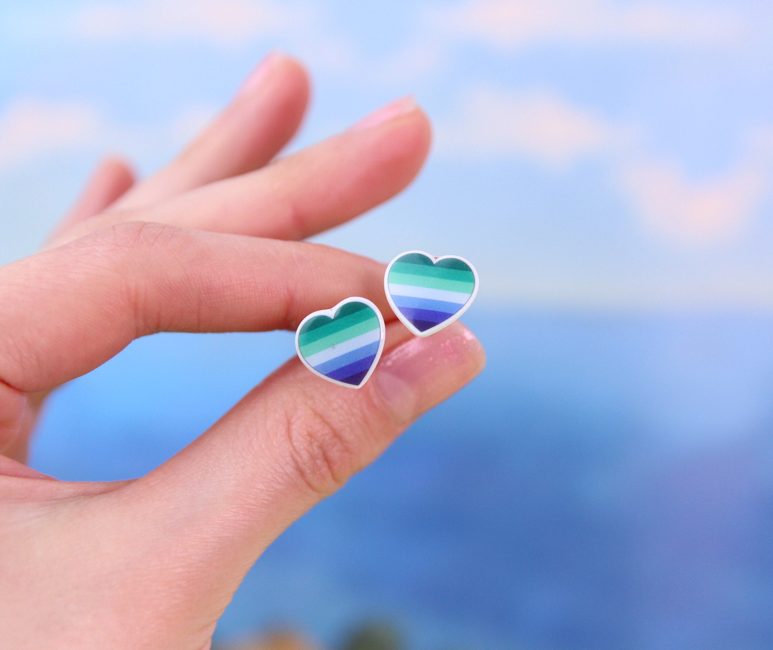 Orecchini A Cuore Arcobaleno In Argento 925 - LGBTQ+ Orgoglio - Red Crimson