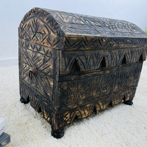 Amazing Handmade Vintage Wooden Chest trunk Berber traditional wood Box 18&quot;5&#39; x 16&quot; 5&#39; x 13&quot;