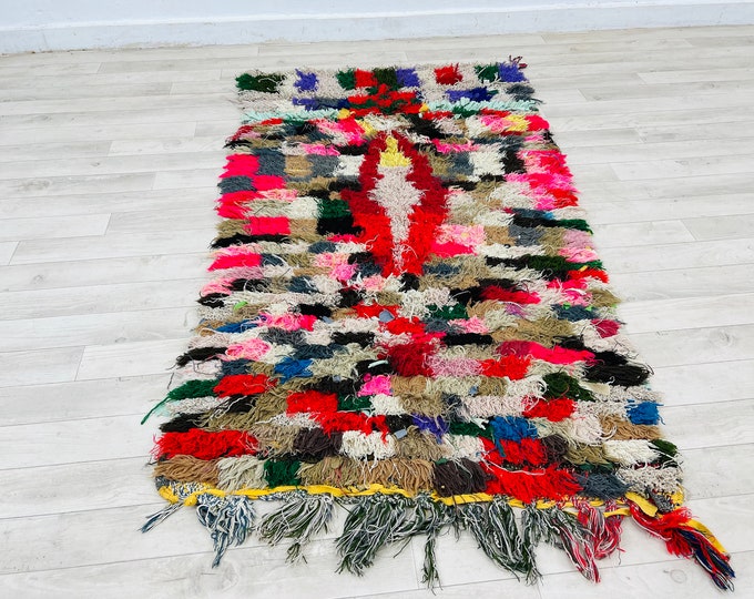 Boucherouite tribal rug,Livingroom carpet,Vintage boujaad rug,Unique rug 4.7ft x 2.6ft