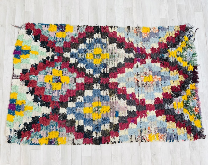 Abstract Morrocan Rug 5x3.4 FT Modern Design Rug Recycled Fabric Rug Boucherouite Rug