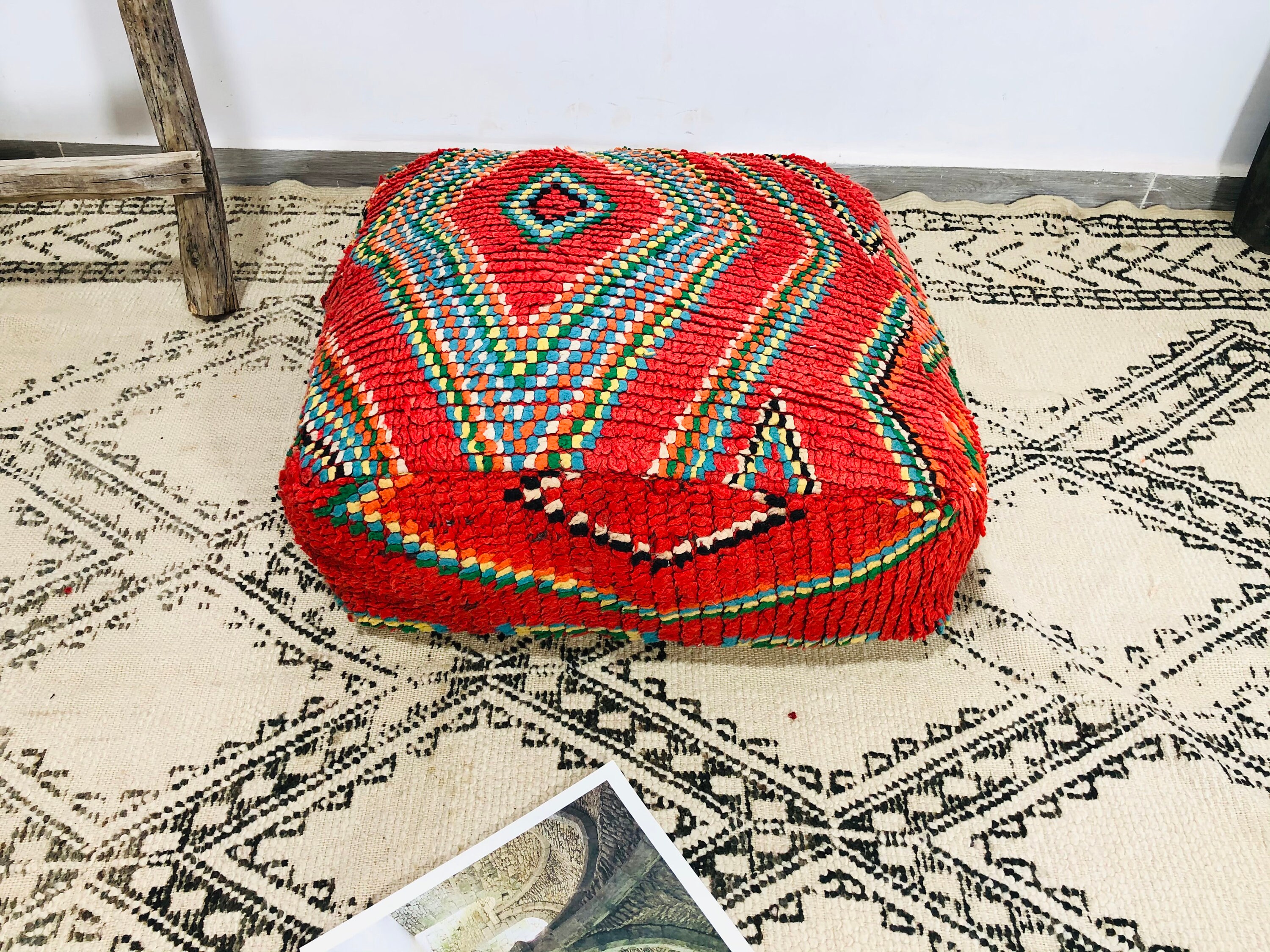 Gorgeous Ottoman Stool Chair Hand Woven Rug Pouf Seat Cushion Knot Pouffe 24248Freeshipping