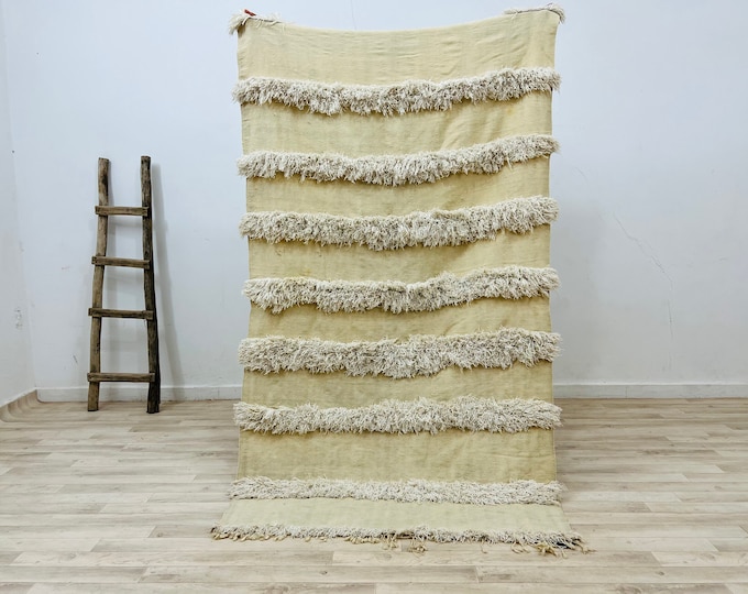 Handmade kilim rug, Wool kilim rug, Tribal kilim rug,Moroccan white kilim rug 7ft x 4ft