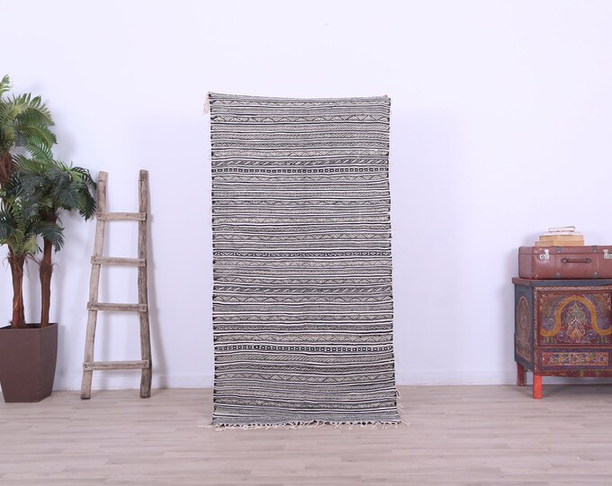 Moroccan Kilim,Berber carpet,Authentic kilim,area kilim,natural kilim rug 6ft x 3ft