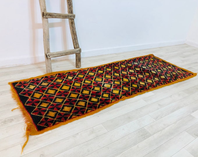 Knotted rug Organic rug 6.4FT x 2FT_Moroccan vintage rug_Authentic carpet_Hanwoven Rug,FREE SHIPPING.