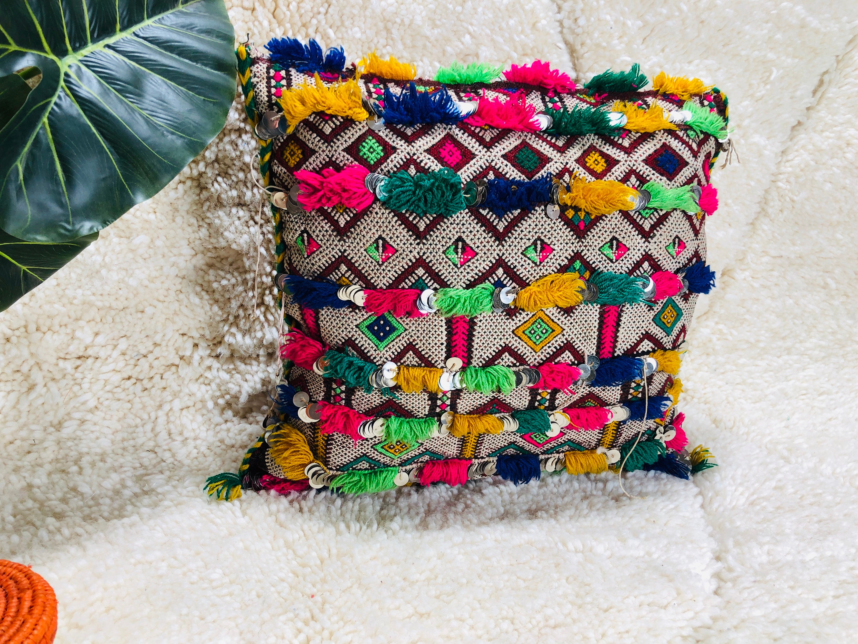 stunning Berber Cushionpillow, Moroccan Pillow Covers , 40% Off Pillow Decorative For Bed, Rug Pillo