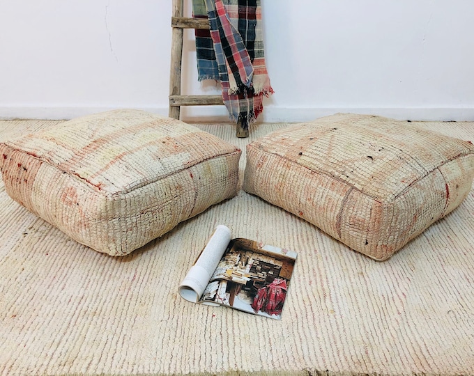 Old Rug Poef/Moroccan floor pouf/Bohemian puff/Vintage Ottoman Stool/Luxury Puff/ 24"24"8"freeshippig