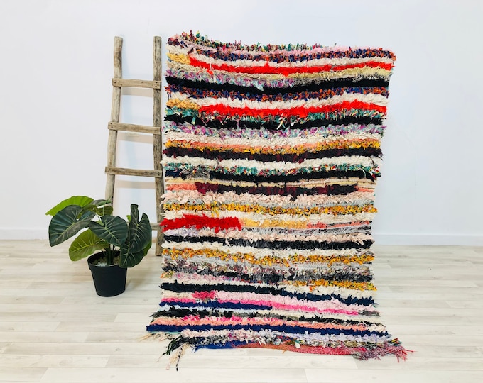 Recycled Vintage Moroccan Fabric Boucherouite rug 5'x 3.5' FREE SHIPPING