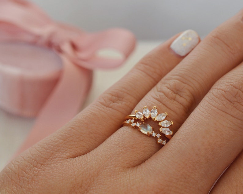 Gold Silver Ring Stacking Ring Flower Ring Dainty Simple Ring Sunrise Crown Ring Petal Ring Stackable December Birthstone RingRing