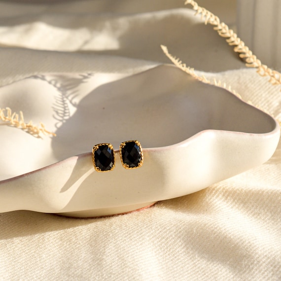 Orecchini A Borchie In Argento Con Agata Nera Naturale 10 Mm – Fatto A Mano