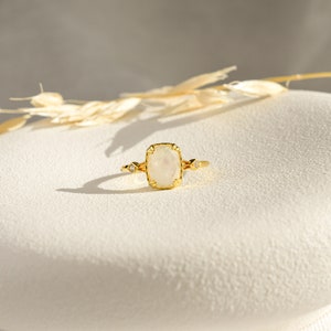 Moonstone Gold Ring, Art Deco Engagement Ring, Vintage Birthstone Statement Ring, Gemstone Ring Birthday Gifts for Her