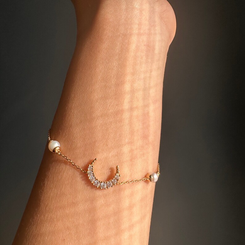 Freshwater Pearl Moon Bracelet Gold Sterling, Dainty Pearl Bracelet Crescent Moon, Genuine Freshwater Pearl Bracelet, Gift for Her image 9