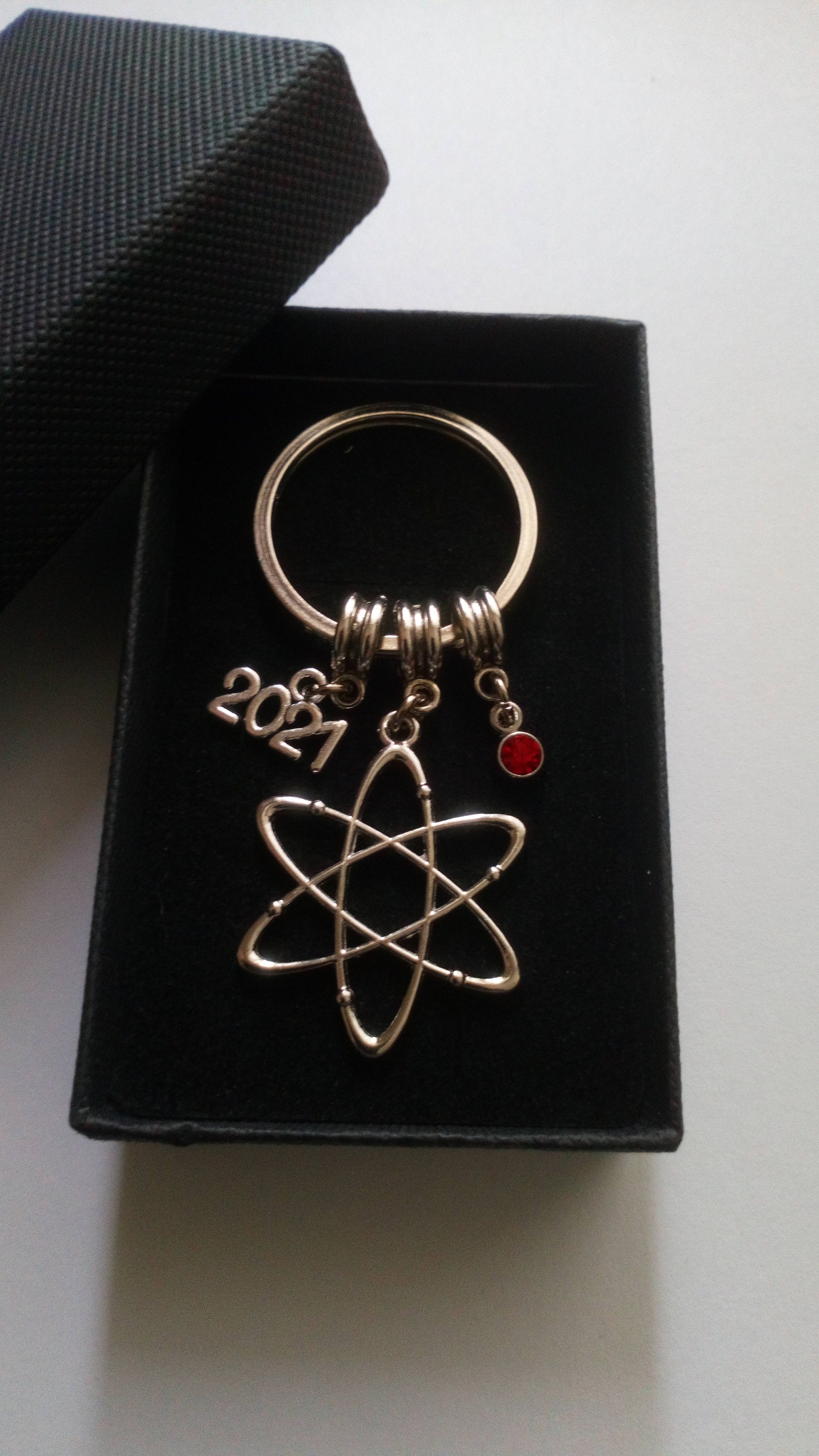 Science Keyring Atom Keyring Science Chemistry Graduation Gift Etsy