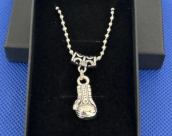 Boxing Necklace Silver tone Ball chain