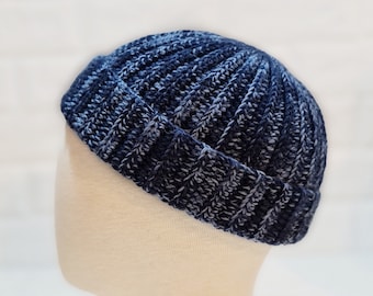 Bonnet de pêcheur en laine au crochet Chapeau docker coloré peint à la main Casquette de montre bleue faite à la main
