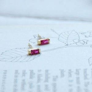 Gold baguette stud earrings - Baguette stud earrings - Minimalist studs - Minimalist Earrings - Birthstone earrings - Dainty stud earrings