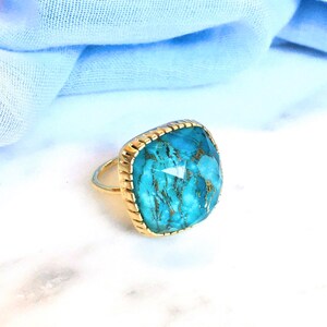 Gold turquoise statement ring - Turquoise slice ring quartz overlay - Turquoise gold ringGold edged square statement ring