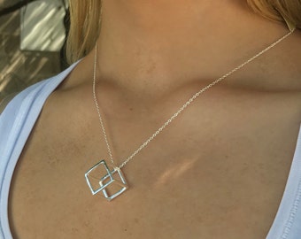 Simple geometric 3D cube pendant necklace