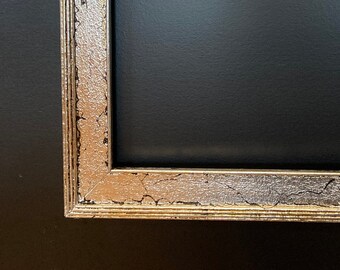 Antique Silver Leaf Picture Frame with a Contemporary Finish for a 15.125" x 9.75" photo