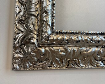 Antique Silver Leaf Picture Frame with a Contemporary Finish for a 14.125" x 10" photo