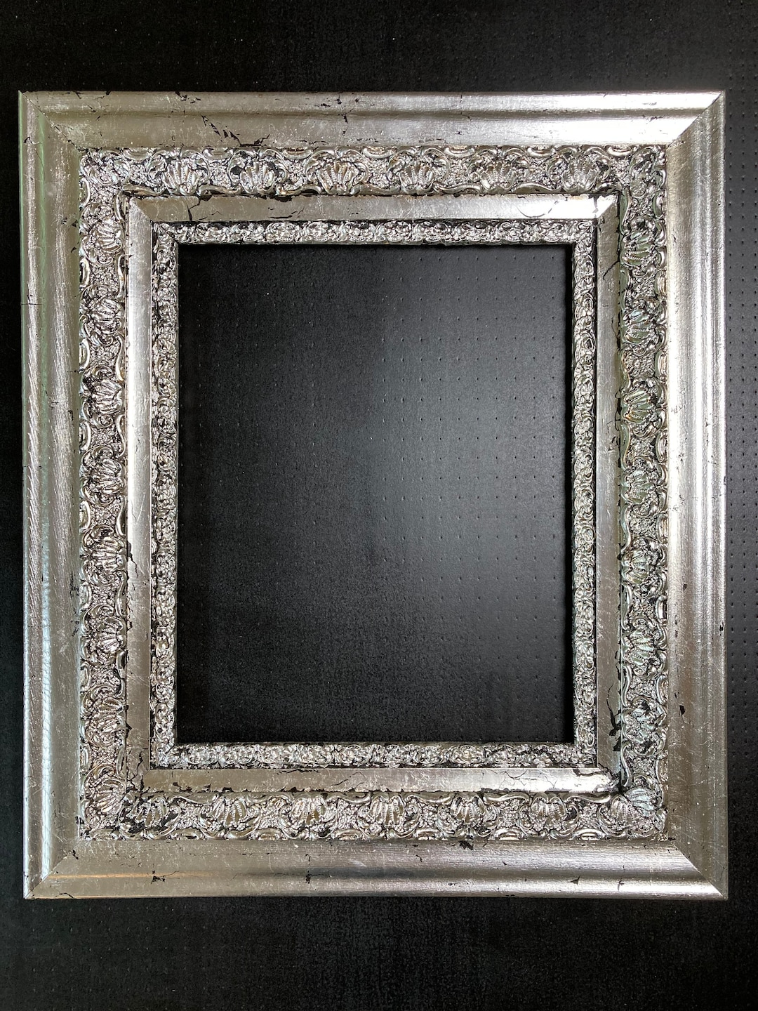 Antique Silver Leaf Picture Frame With a Contemporary Finish for a 20 1