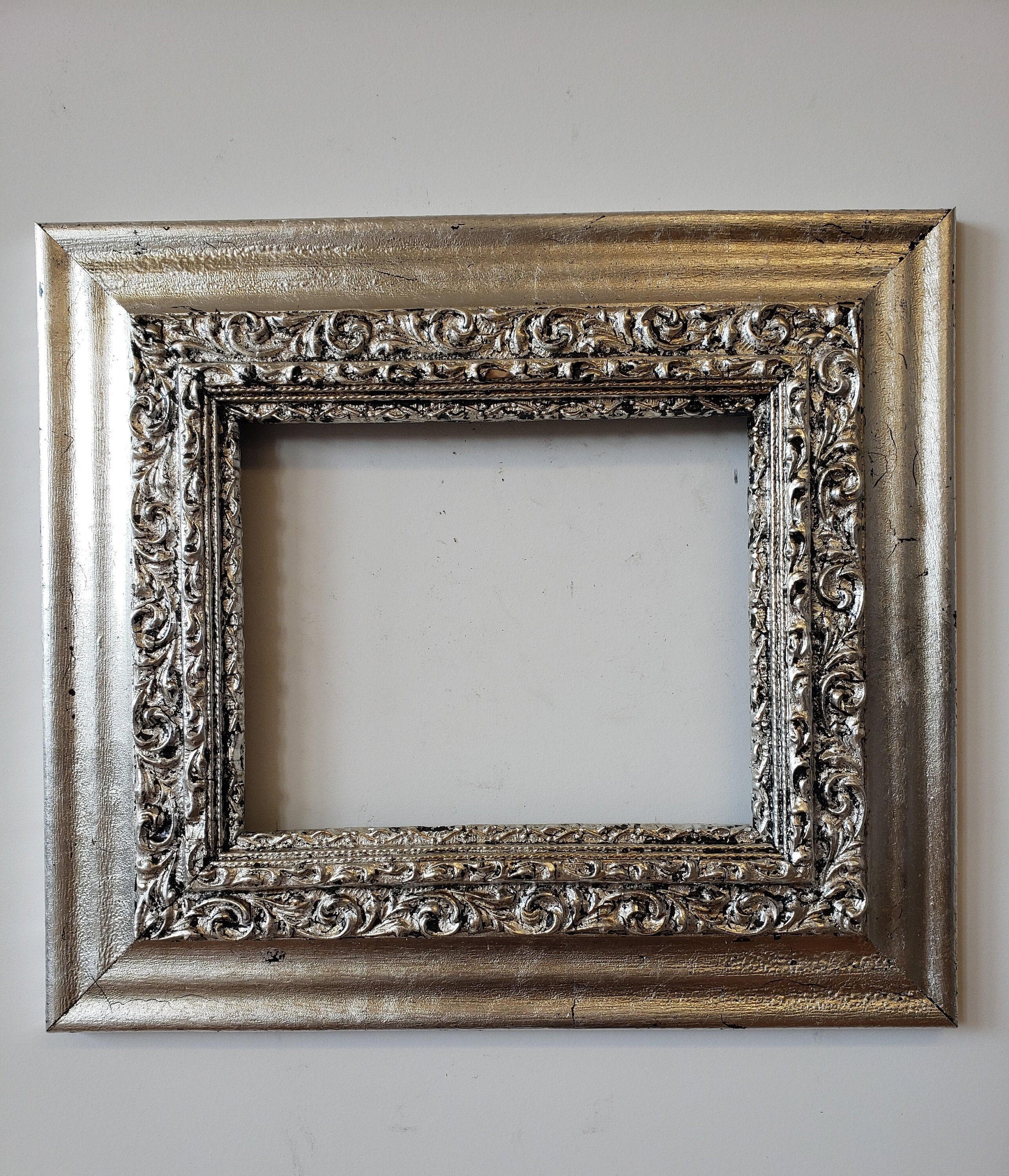 Antique Silver Leaf Picture Frame With a Contemporary Finish for a 9 5/