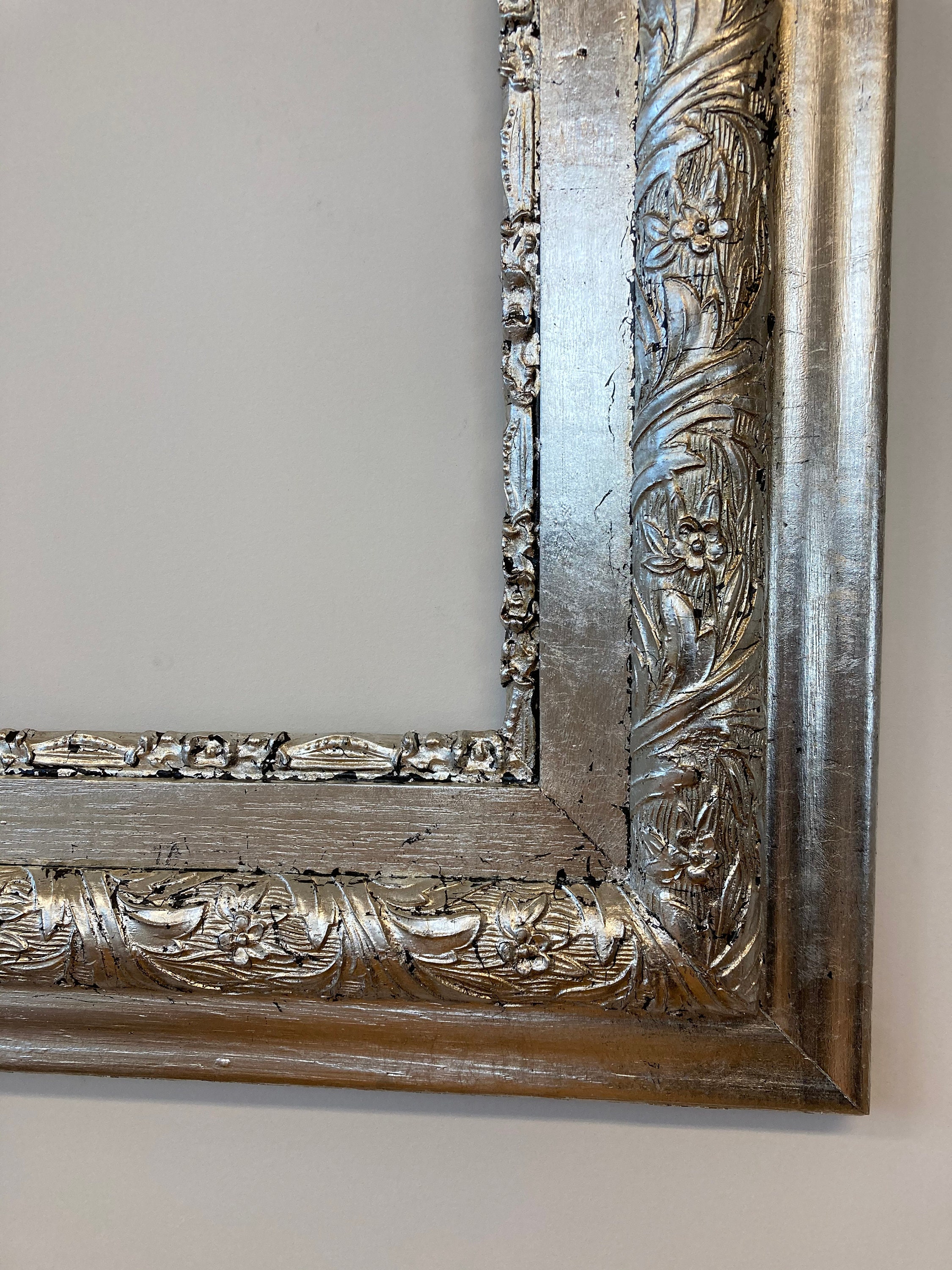 Antique Silver Leaf Picture Frame With a Contemporary Finish for a 20.
